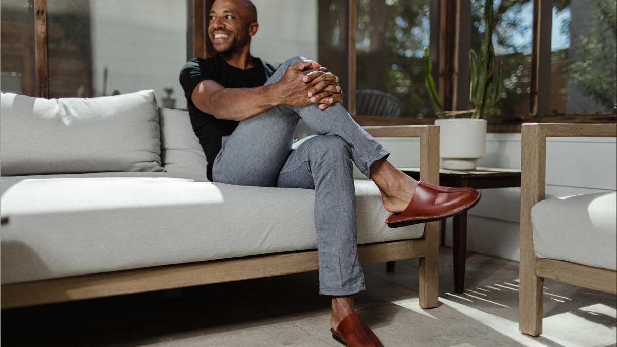 How to Wear a Slip On Style