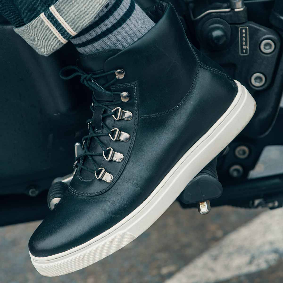 Men’s size 14 Helm THE CHARLIE Sneaker Boots Triple Black - Brazil