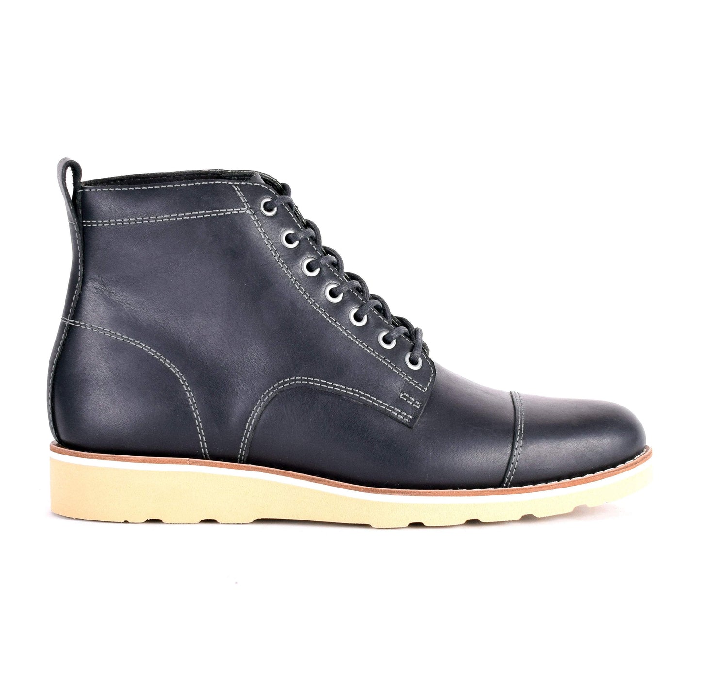 HELM Boots The Lou Black